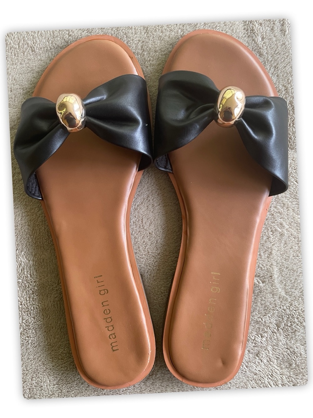 Madden Girl Sunset Black Bow Slide Sandals Size 8.5 NWOT